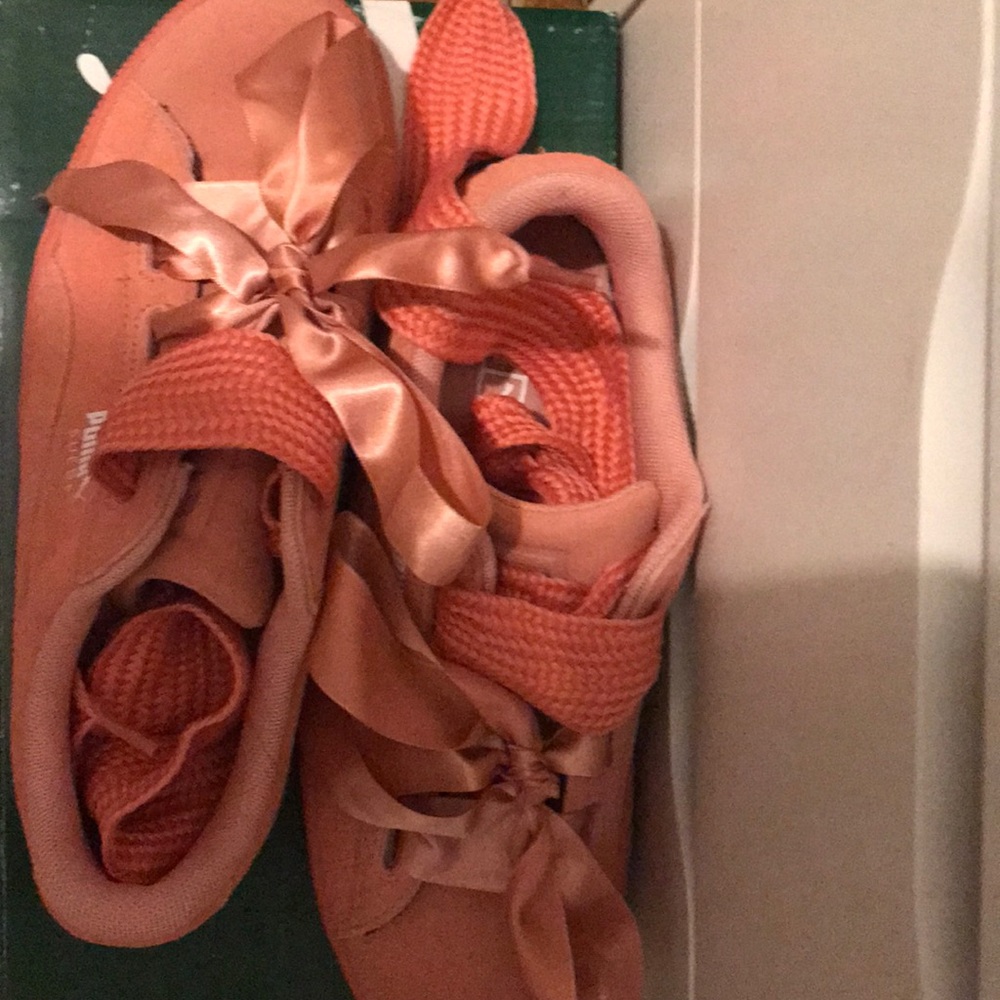 Puma sneakers - Picture 2 of 2